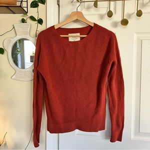Abercrombie & Fitch sweater